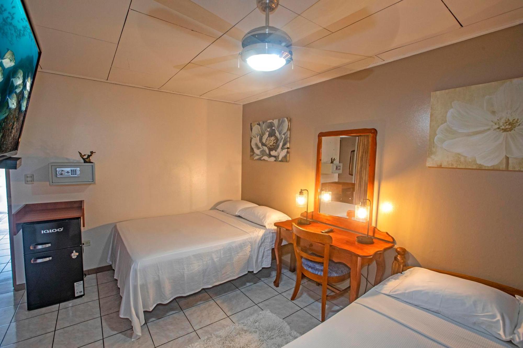 Hotel Laura'S House Coco Kültér fotó